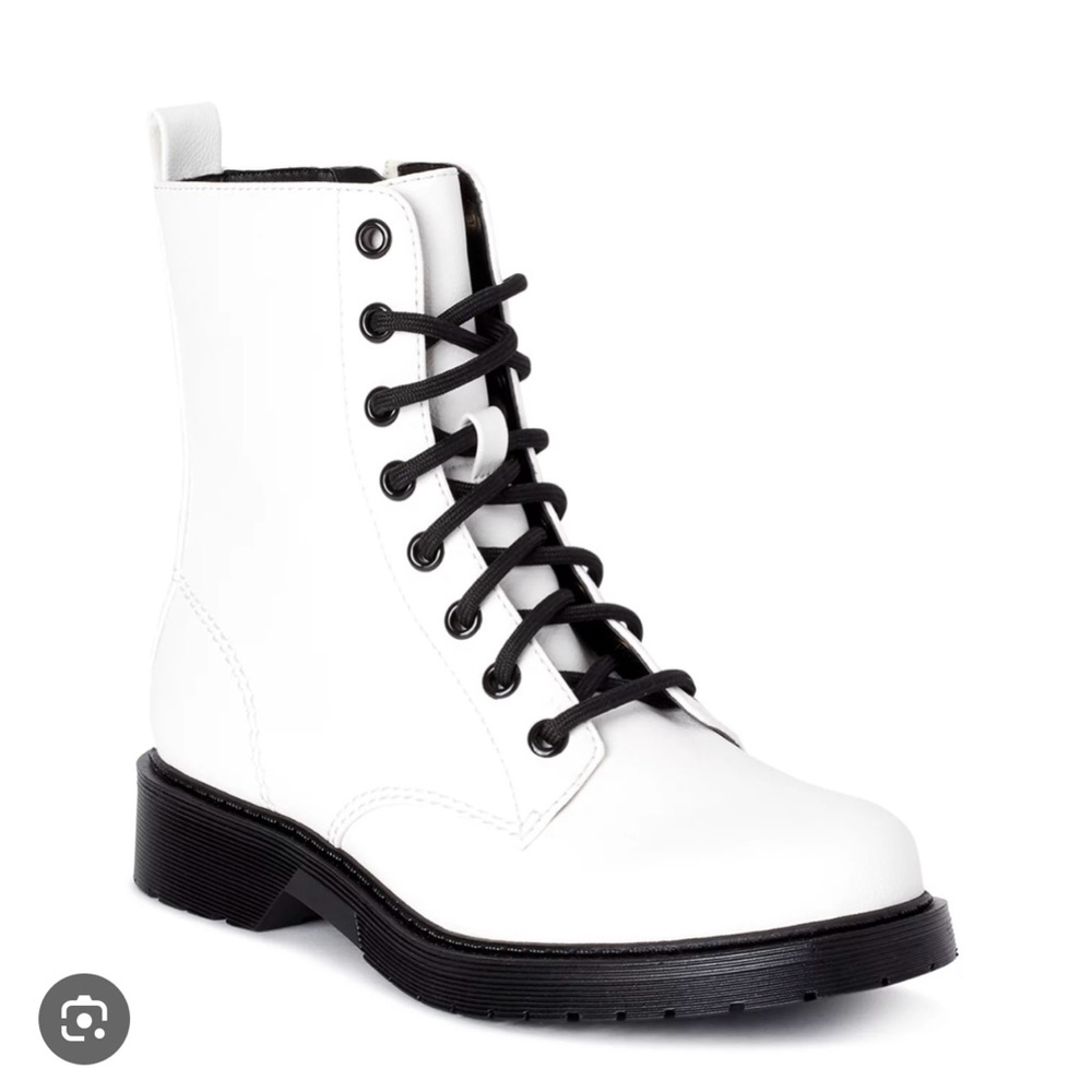 Time and Tru Combat Boots